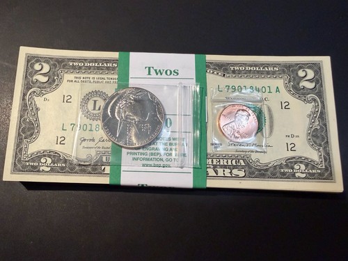 Two dollar bills - u.s.,